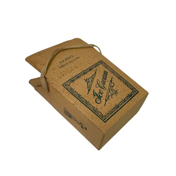 Set of 2 Antique Ice Cream Containers Paper 1/2 Pint Penna Approved - Picture 1 of 6